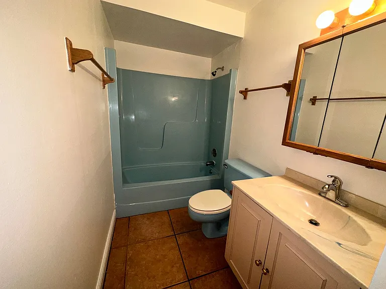 2135 Virginia Ave #8 — Photo 9