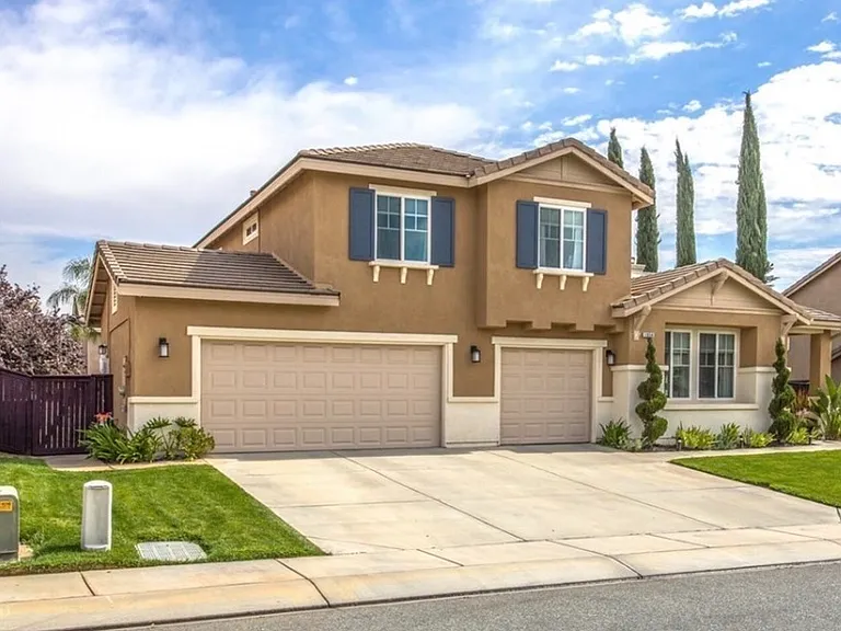 1058 Rain Lily Way — Photo 1