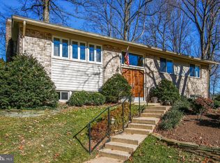 10024 W Constable Ct, Fairfax, VA 22032