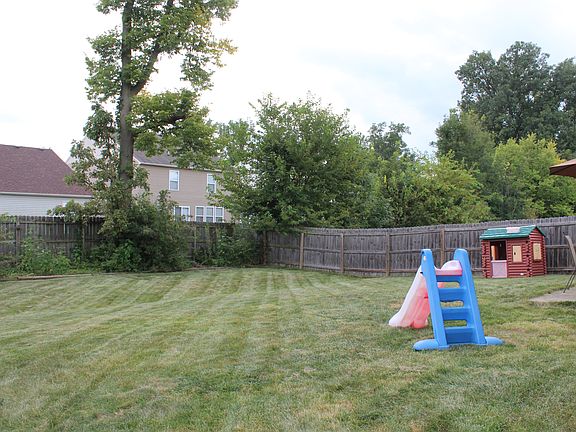 3rd image of 12343 Bearsdale Dr
