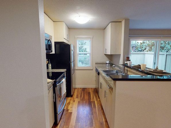 Vermont, 16724 Juanita Dr NE APT A105, Kenmore, WA 98028