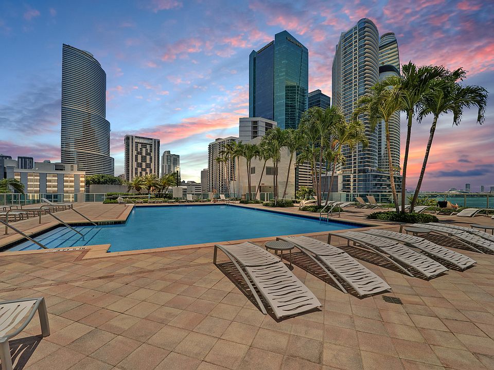 1st image of 41 SE 5th St APT 2011