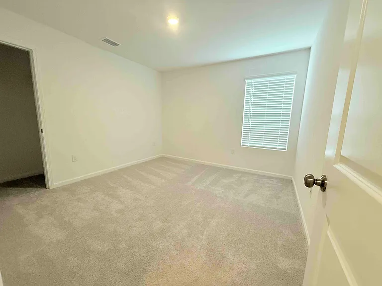 19382 Ghost Horse Dr — Photo 6