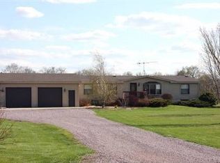 52365 112th St, Amboy, MN 56010