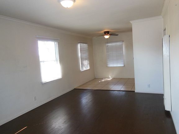3rd image of 651 E Coolidge St