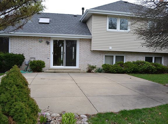 2nd image of 13024 E Tanglewood Cir