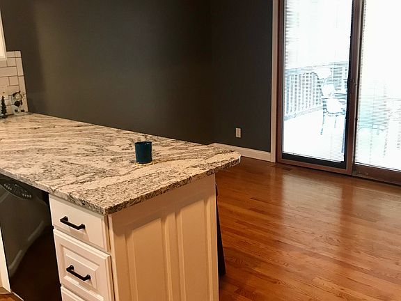 5th image of 3765 Savannah Cir