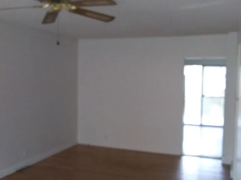 120 S Park St #1 — Photo 2