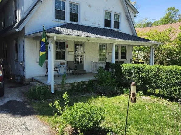 122 Biddle Rd, Paoli, PA 19301