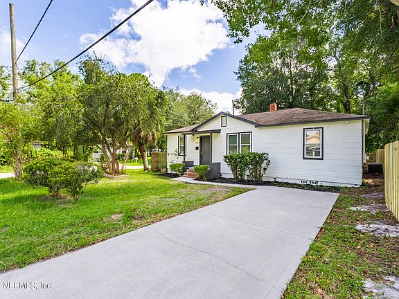 4th image of 4802 LOUISA Terrace