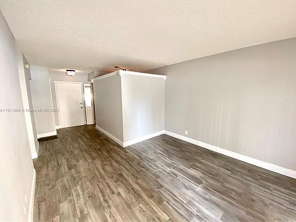 4th image of 2900 Banyan St APT 104