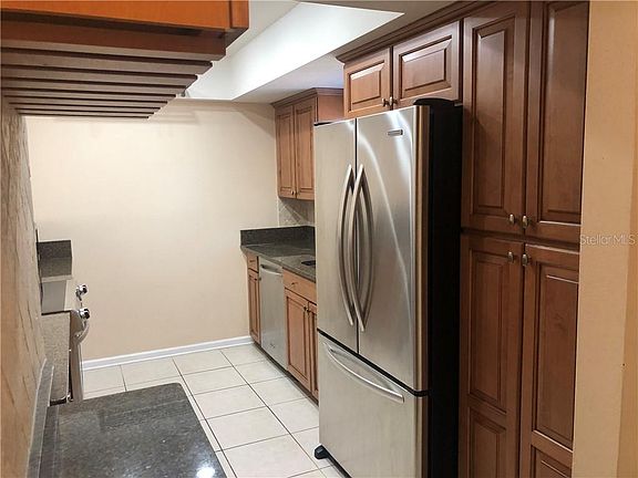 4th image of 3015 S Ysabella Ave APT A