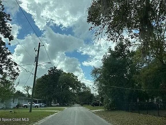 5th image of 1909 Shelton Rd