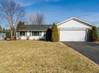 7082 Thomas Dr, Loves Park, IL 61111