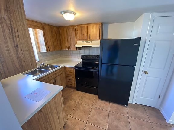 4th image of 1701 Lakewood Ave