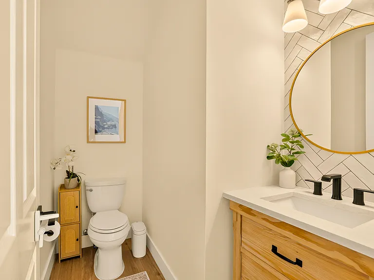 7630 Topiary Ave — Photo 20