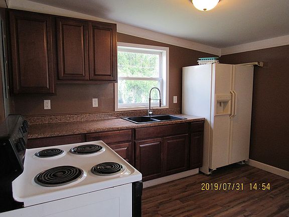 5th image of 507 E College St
