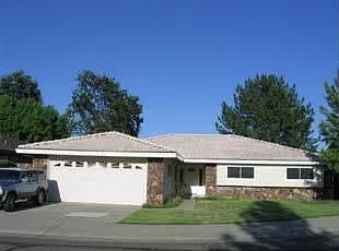 1st image of 629 Falcon Way
