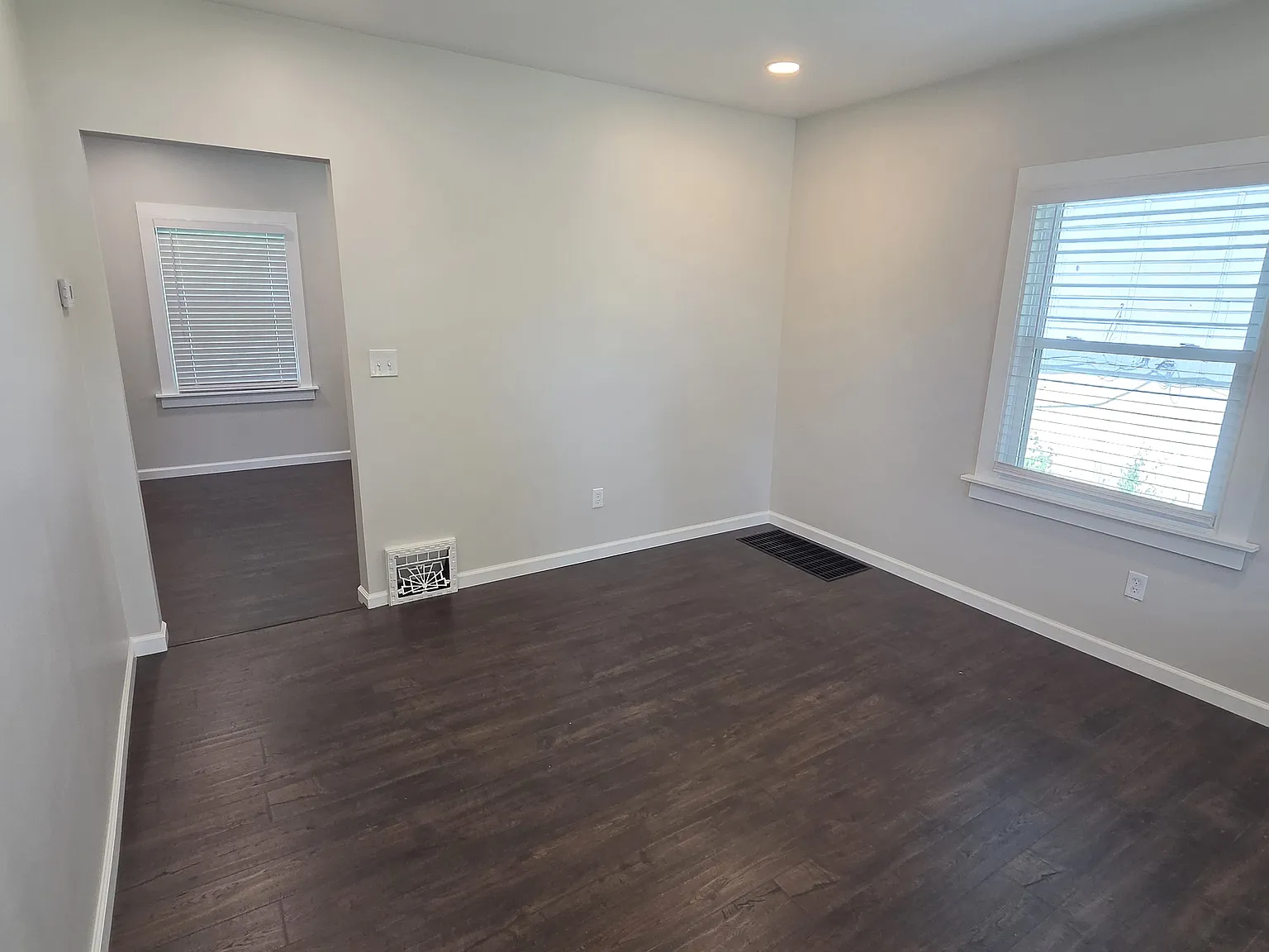 2 bed, 750 sqft, $1,095 — Photo 3