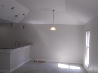 2521 N 12th St UNIT C, Ocean Springs, MS 39564