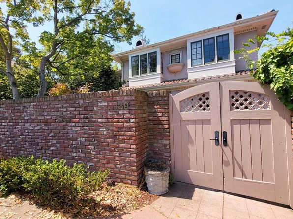 139 Woodland Way