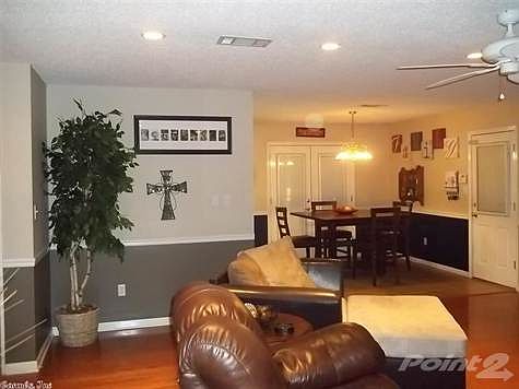 3rd image of 3209 Pine Creek Ln