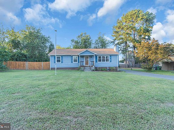 4th image of 206 Walnut Dr