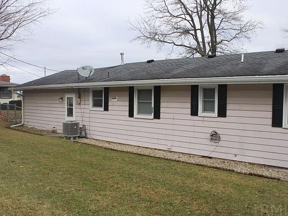 3rd image of 4801 N Vicki Ln