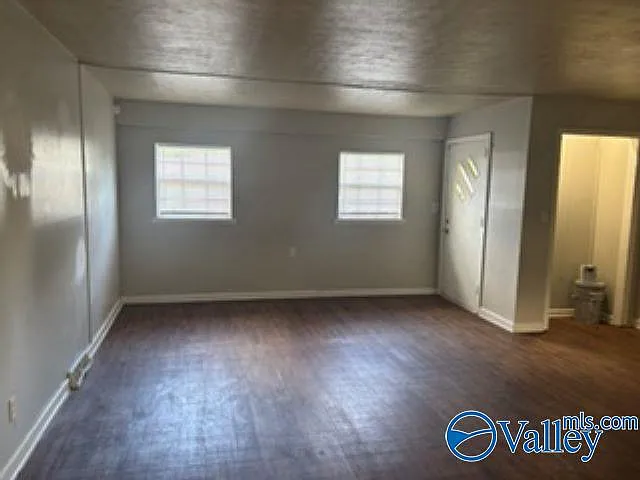 2416 Redmont Rd NW — Photo 6