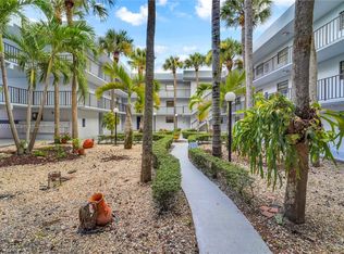 10825 SW 112th Ave APT 109, Miami, FL 33176