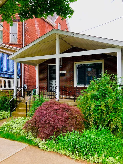 beautiful house and street in Shadyside - 371 Spahr St