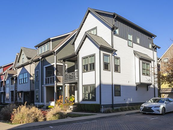 3rd image of 607 Centerpoint Ln