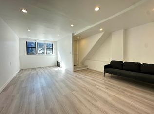 291A Cooper St #1B, Brooklyn, NY 11237