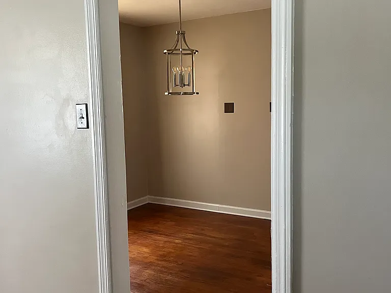 111 Falkirk St — Photo 12