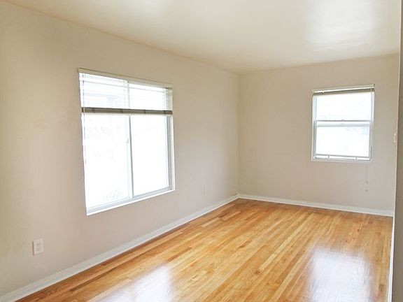 4th image of 1220 7th St #1/2