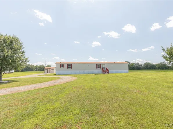 640 Ridge Rd, Callao, VA 22435