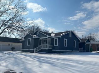 201 S 5th St, Okemah, OK 74859