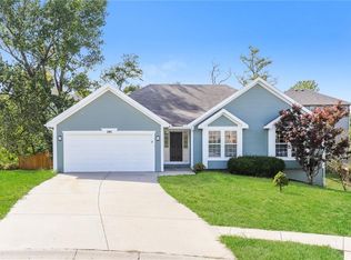 2411 NE 157th Ter, Smithville, MO 64089