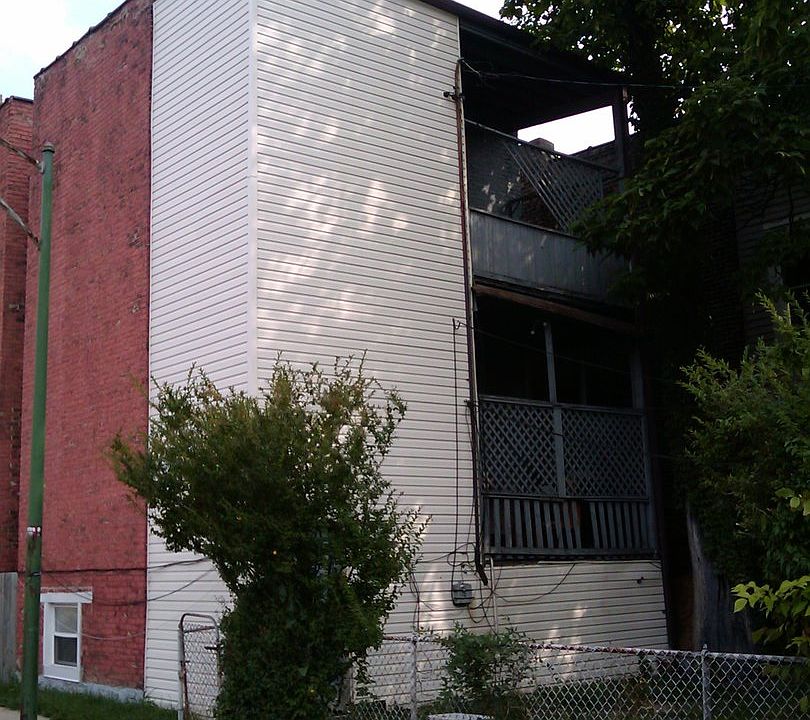 2nd image of 2825 W Walnut St #2