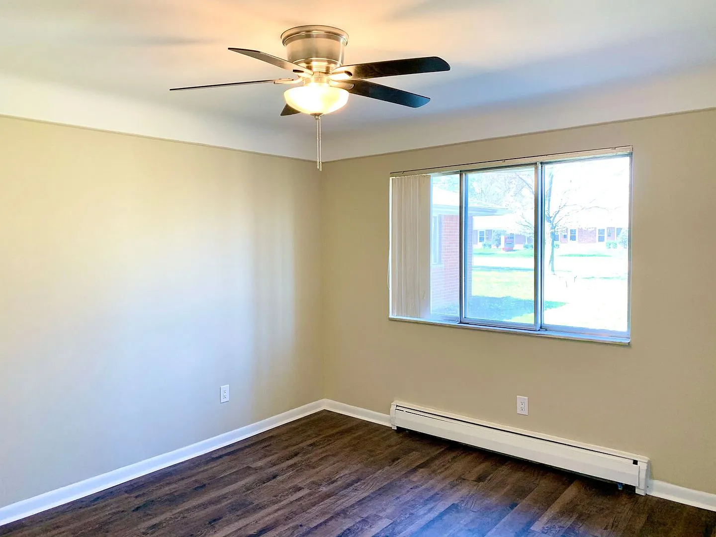 Clawson Park Apartments — Photo 3