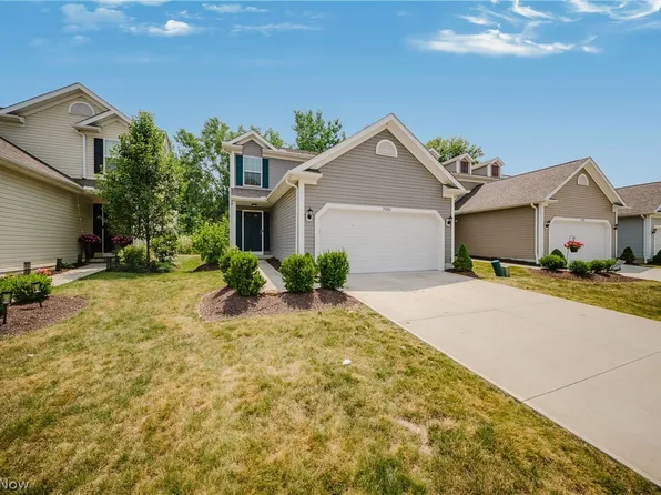 29080 Pembrooke Blvd, Olmsted Falls, OH 44138