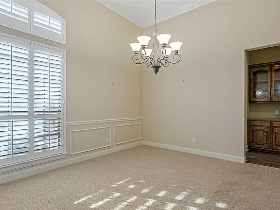 5th image of 11890 Caddo Creek Dr