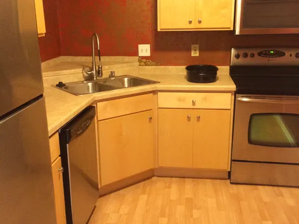 12765 W Hampton Ave APT 103, Village Of Butler, WI 53007