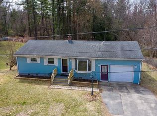 346 Newhouse St, Springfield, MA 01118