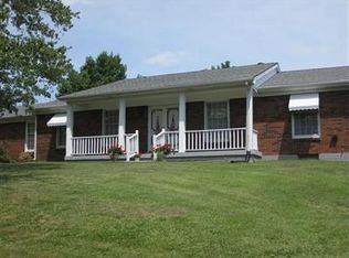 2764 Cardwell Ln, Frankfort, KY 40601