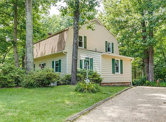 3rd image of 7020 Birchbark Ct