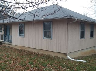 1409 E Pacific Ave, Independence, MO 64050