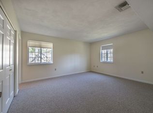 3 April Ln #4, Lexington, MA 02421