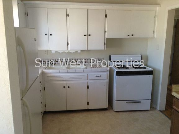 4th image of 1010 E 27th St