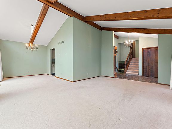 5th image of 12480 Acorn Ct